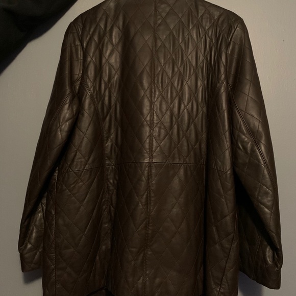 Ellen Tracy Diamond Quilted Leather Jacket - Picture 2 of 3